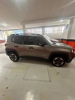 JEEP RENEGADE 1.8 16V FLEX 4P AUTOMÁTICO JEEP RENEGADE 1.8 16V FLEX 4P AUTOMÁTICO